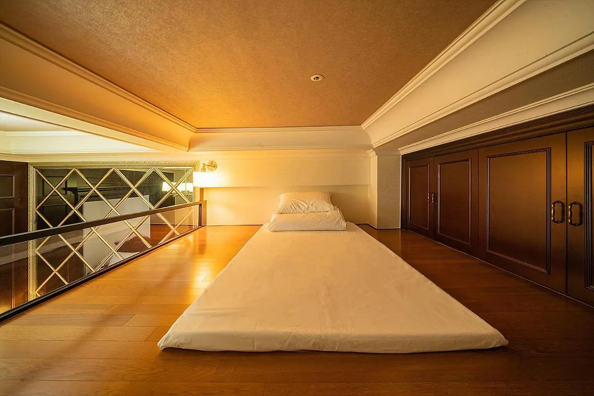 Yeoksam Artnouveau City Hotel And Residence Seoul